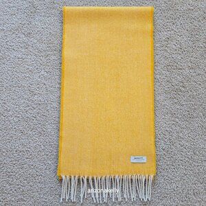 NWOT McNutt Yellow Herringbone Lambswool Scarf